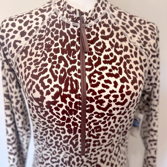 EUC J. Crew Brown Cream Leopard Rash guard Top Swim L Large UPF 50+ - Picture 3 of 7